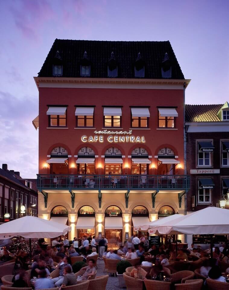 Cafe central voorkant